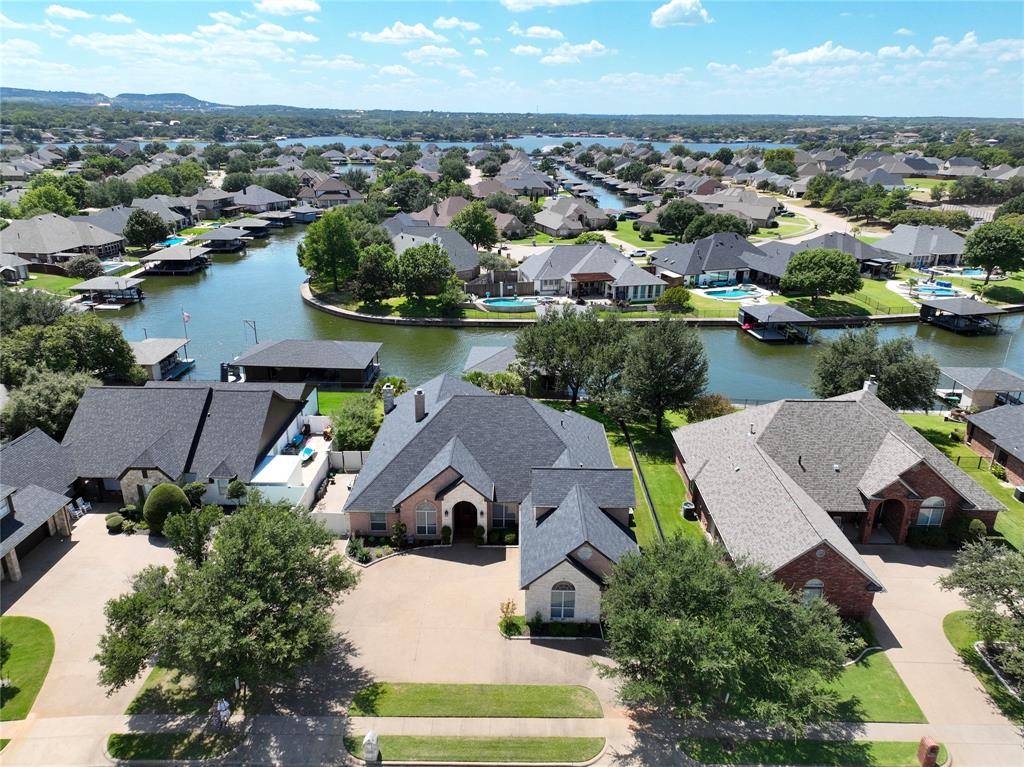 Granbury, TX 76048,2208 Waters Edge Drive