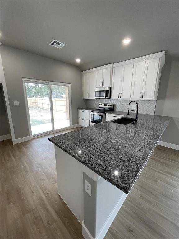 Denison, TX 75020,626 W Florence Street