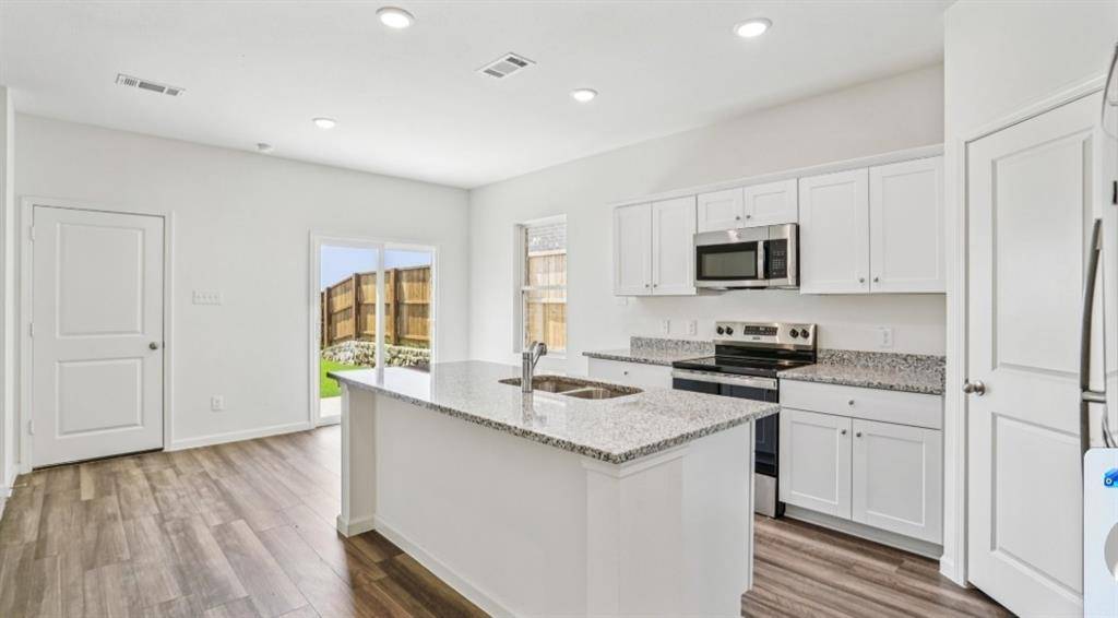 Celina, TX 75009,3224 Landslide Drive