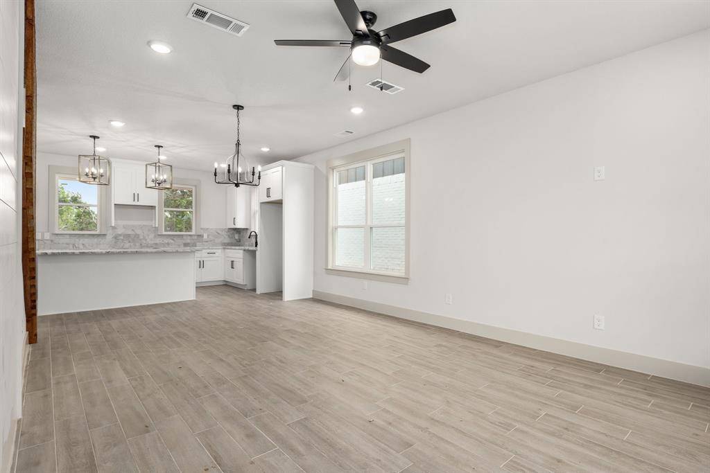 Granbury, TX 76048,5703 Barkridge Drive