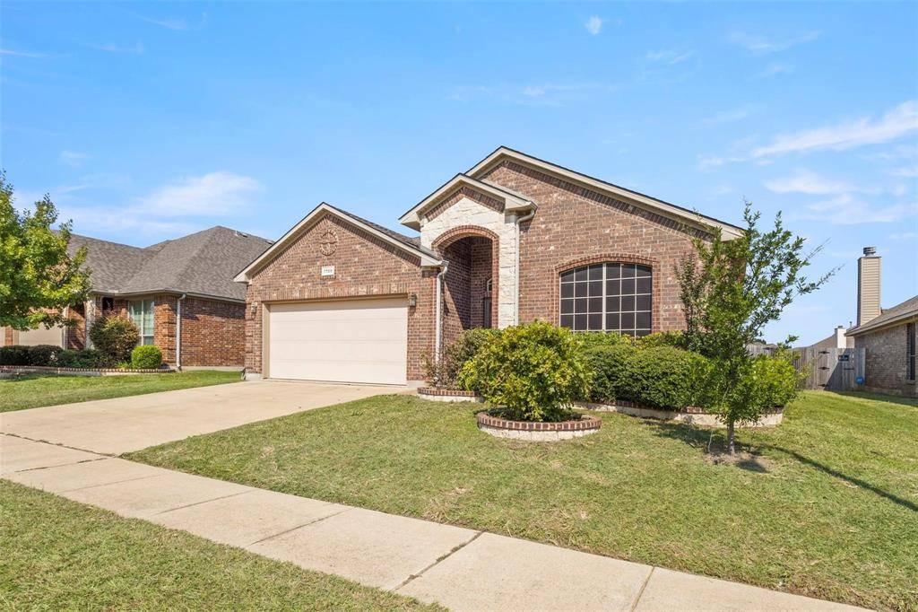 Arlington, TX 76002,7709 Black Willow Lane