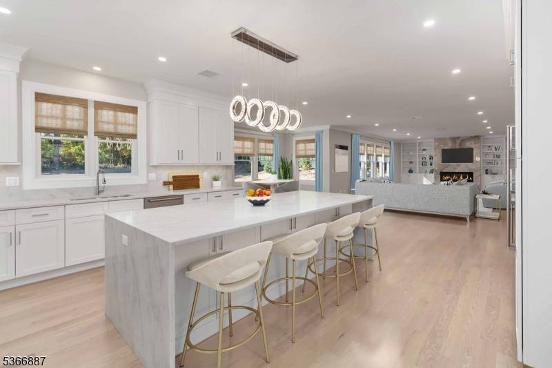 Wyckoff Twp., NJ 07481,520 Clinton Ave