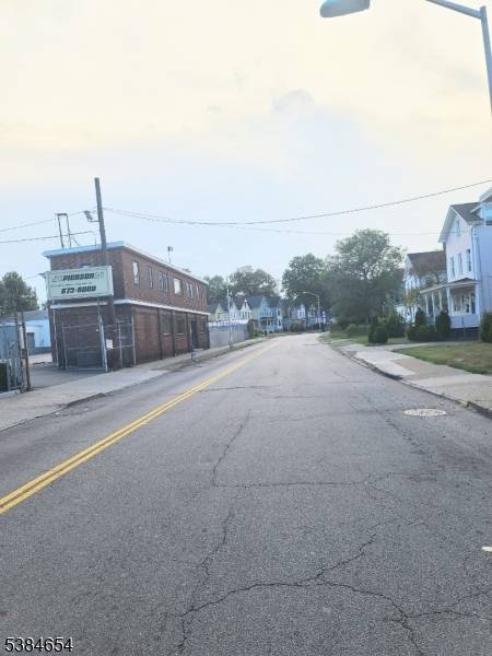 East Orange City, NJ 07017,94 Dodd St