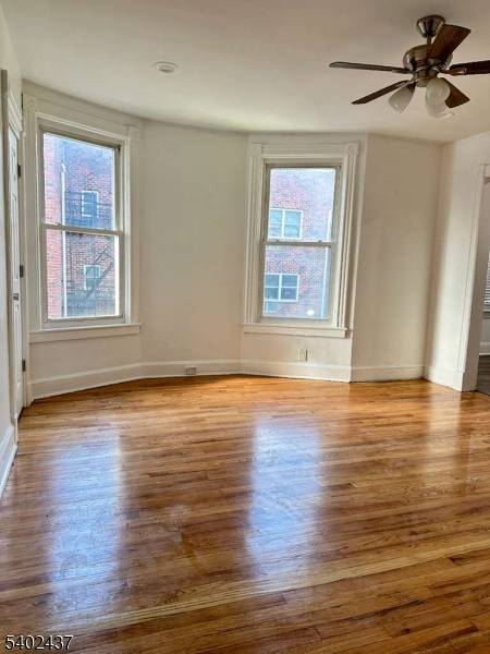 Roselle Boro, NJ 07203,144 W 2Nd Ave #2 B