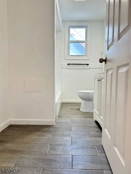 Roselle Boro, NJ 07203,144 W 2Nd Ave #2 B