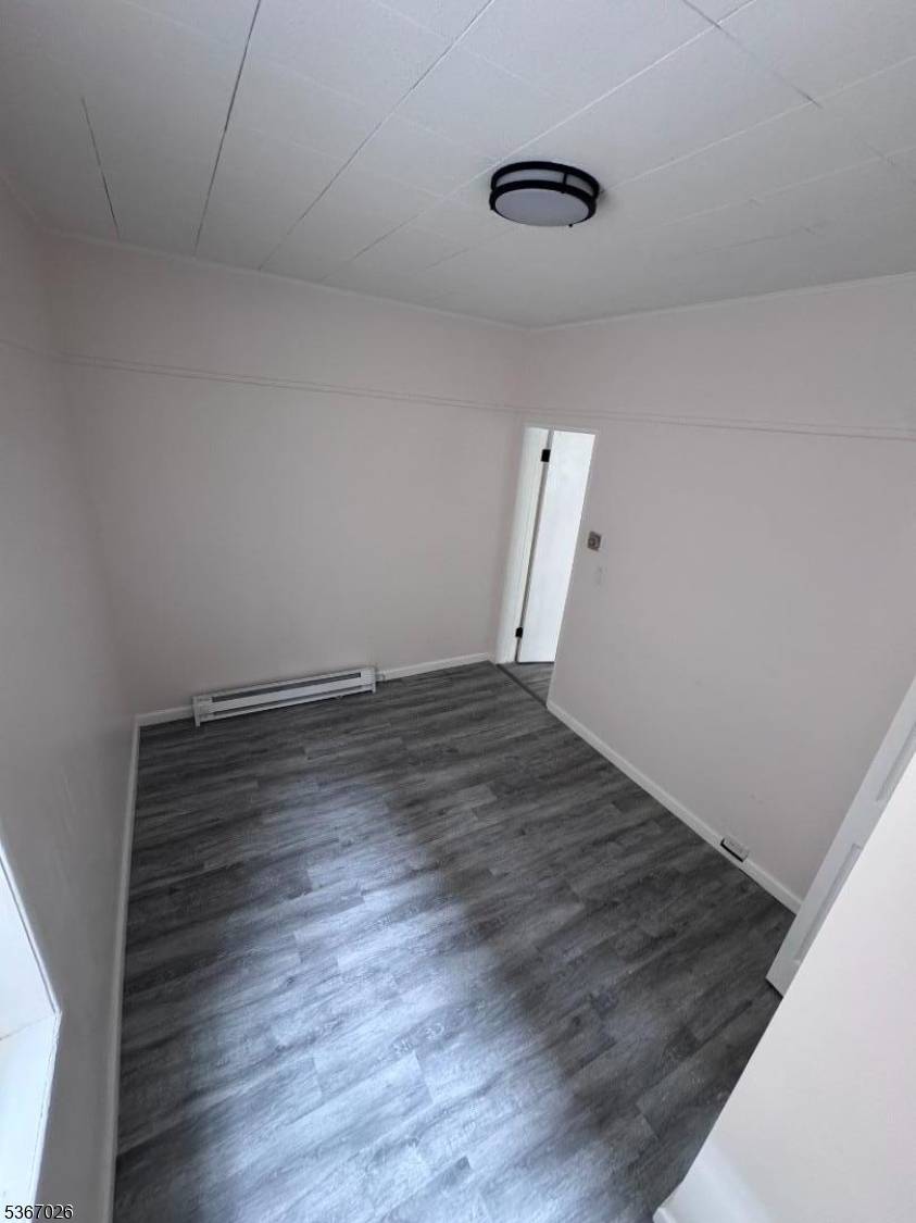 Clifton City, NJ 07011,1458 Main Ave #1R