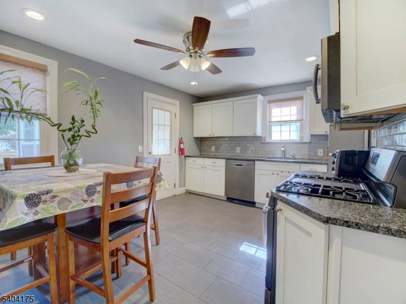 Linden City, NJ 07036,812 Washington Ave