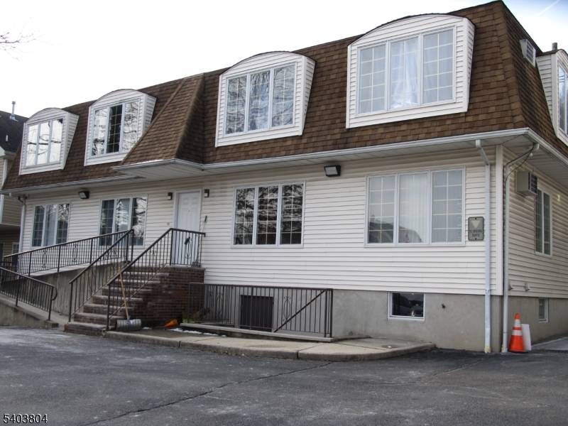 Clifton City, NJ 07013,119 Valley Rd