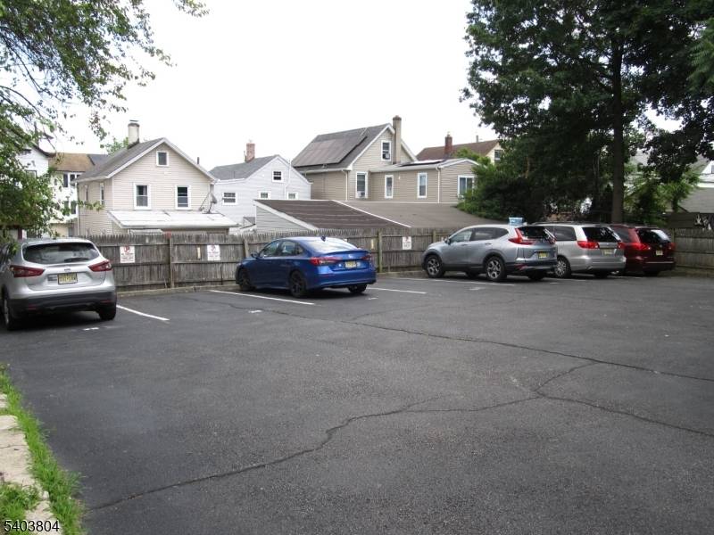 Clifton City, NJ 07013,119 Valley Rd