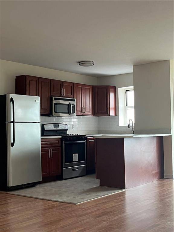 Brooklyn, NY 11224,2955 Shell RD #10R