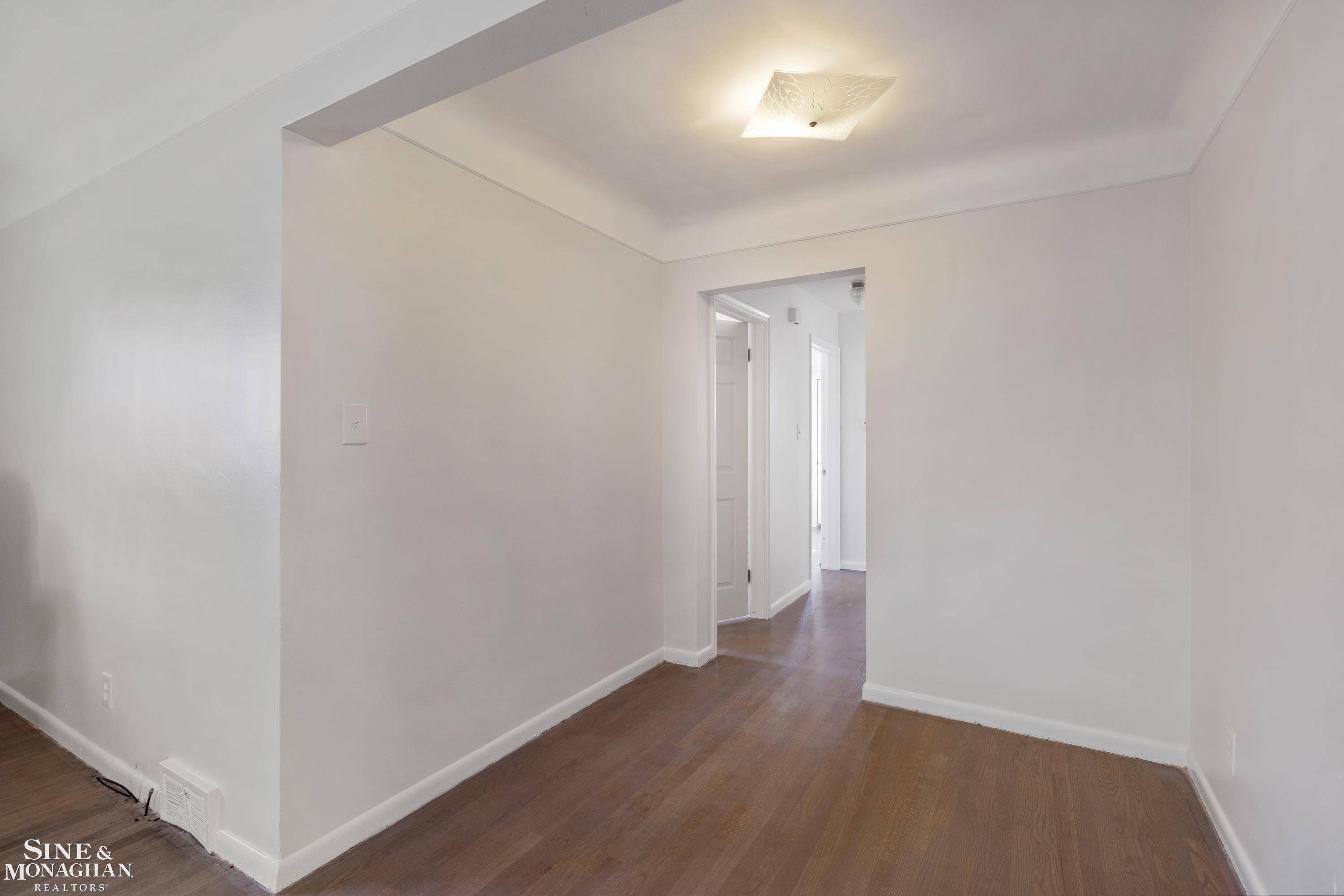 Eastpointe, MI 48021,24676 Lambrecht ST