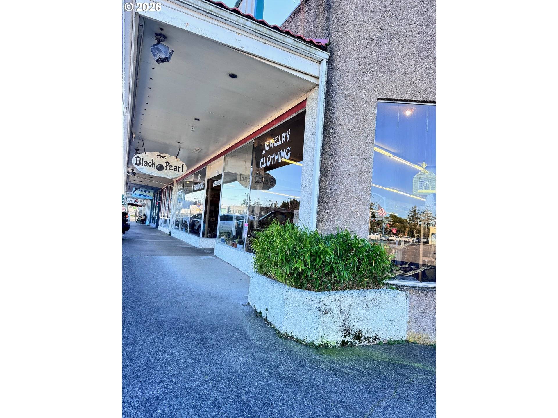 Florence, OR 97439,595 HIGHWAY 101