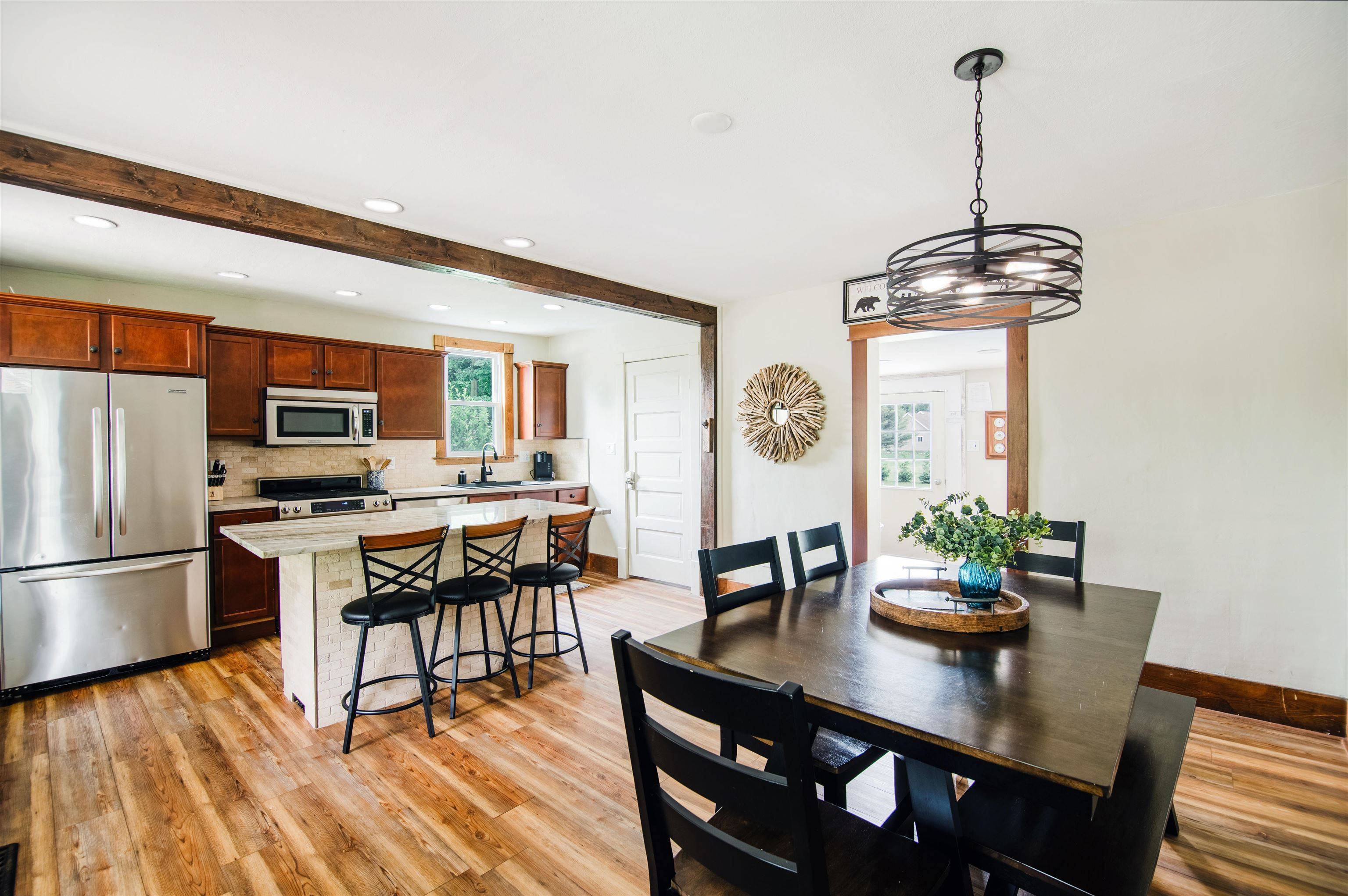 Charlevoix, MI 49720,08623 Mercer