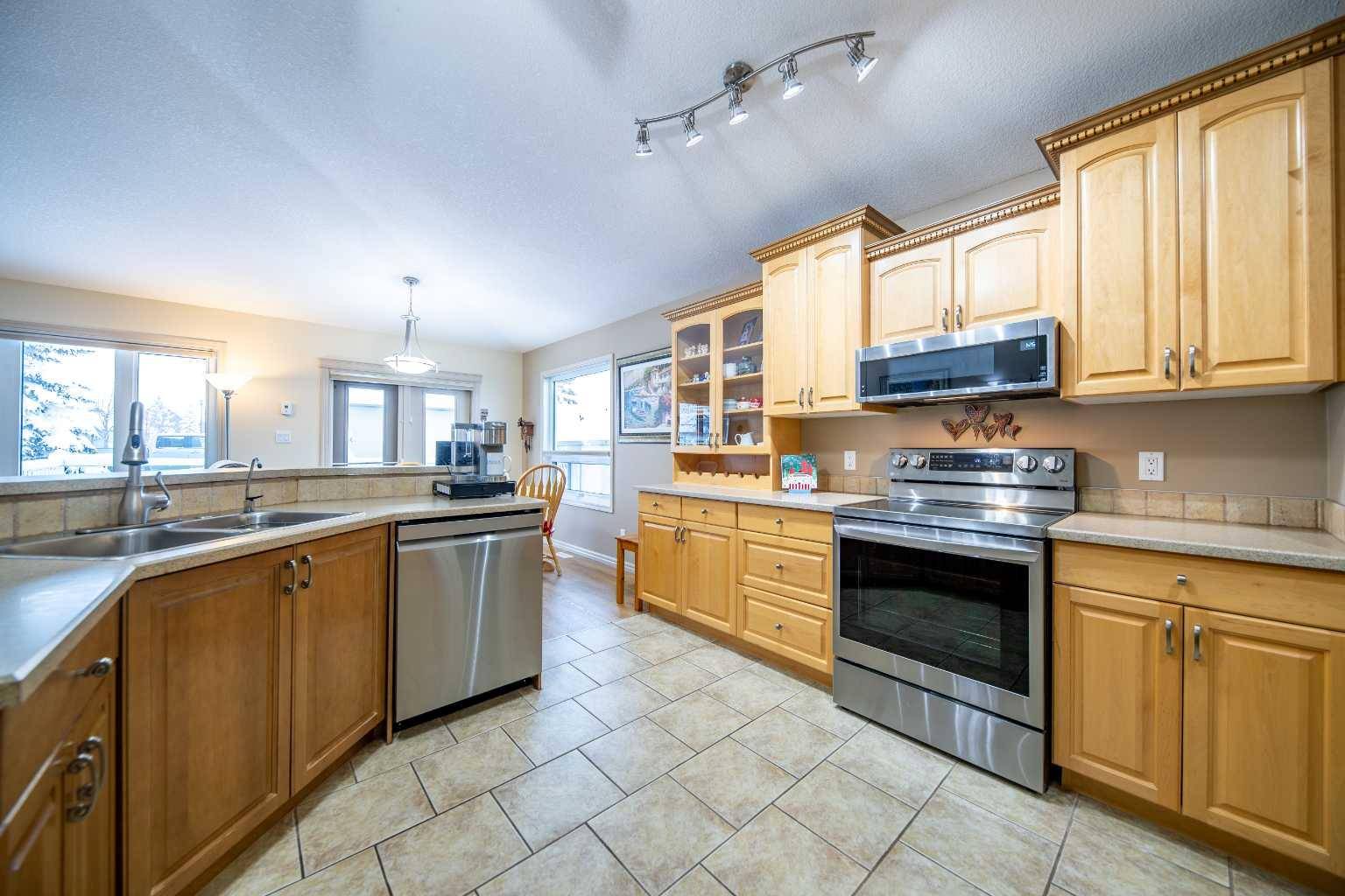 Grande Prairie, AB T8X 1P8,8910 122 AVE #23