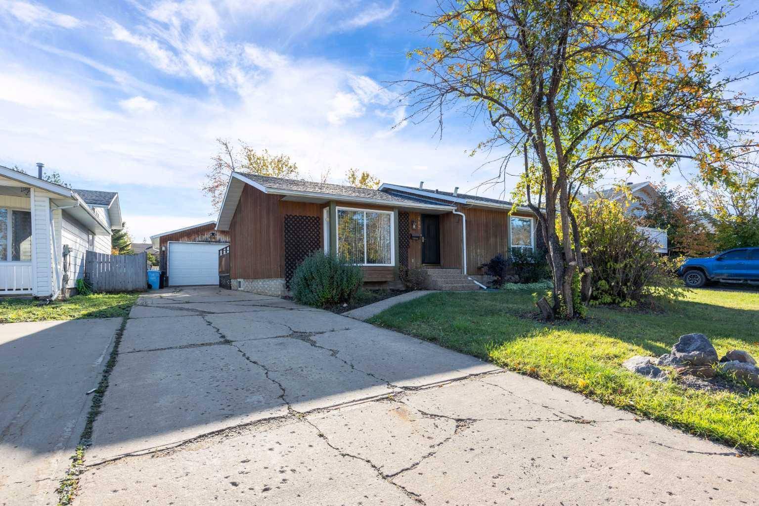 Fort Mcmurray, AB T9H 3P1,189 Ross Haven DR