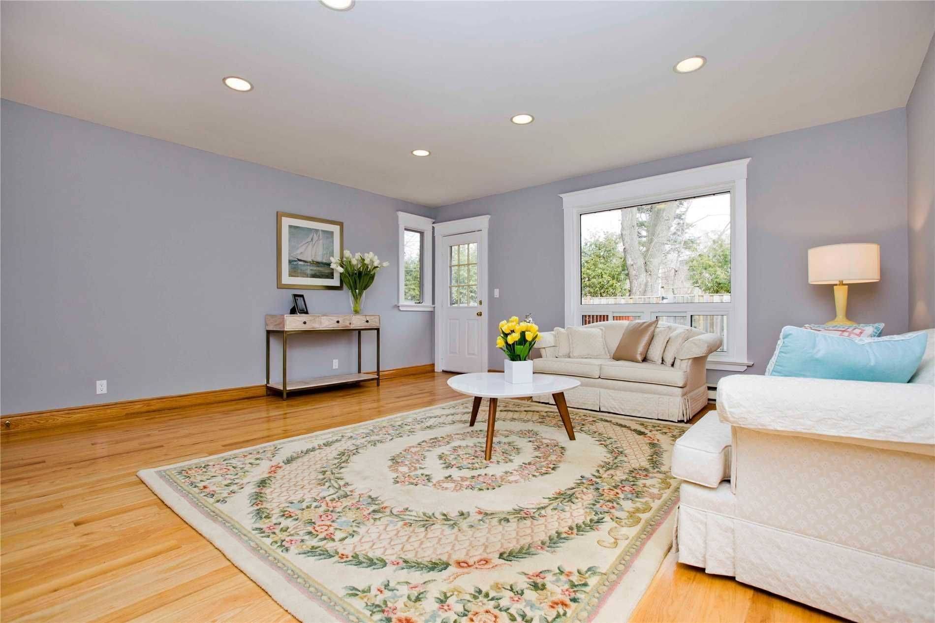 Toronto C13, ON M3B 2V2,46 Overton CRES