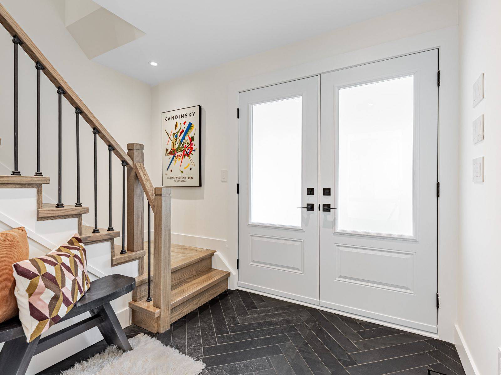 Toronto C15, ON M2J 2B8,43 Kingland CRES