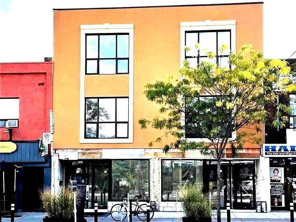 Toronto E03, ON M4J 1L2,725 Danforth AVE #3A