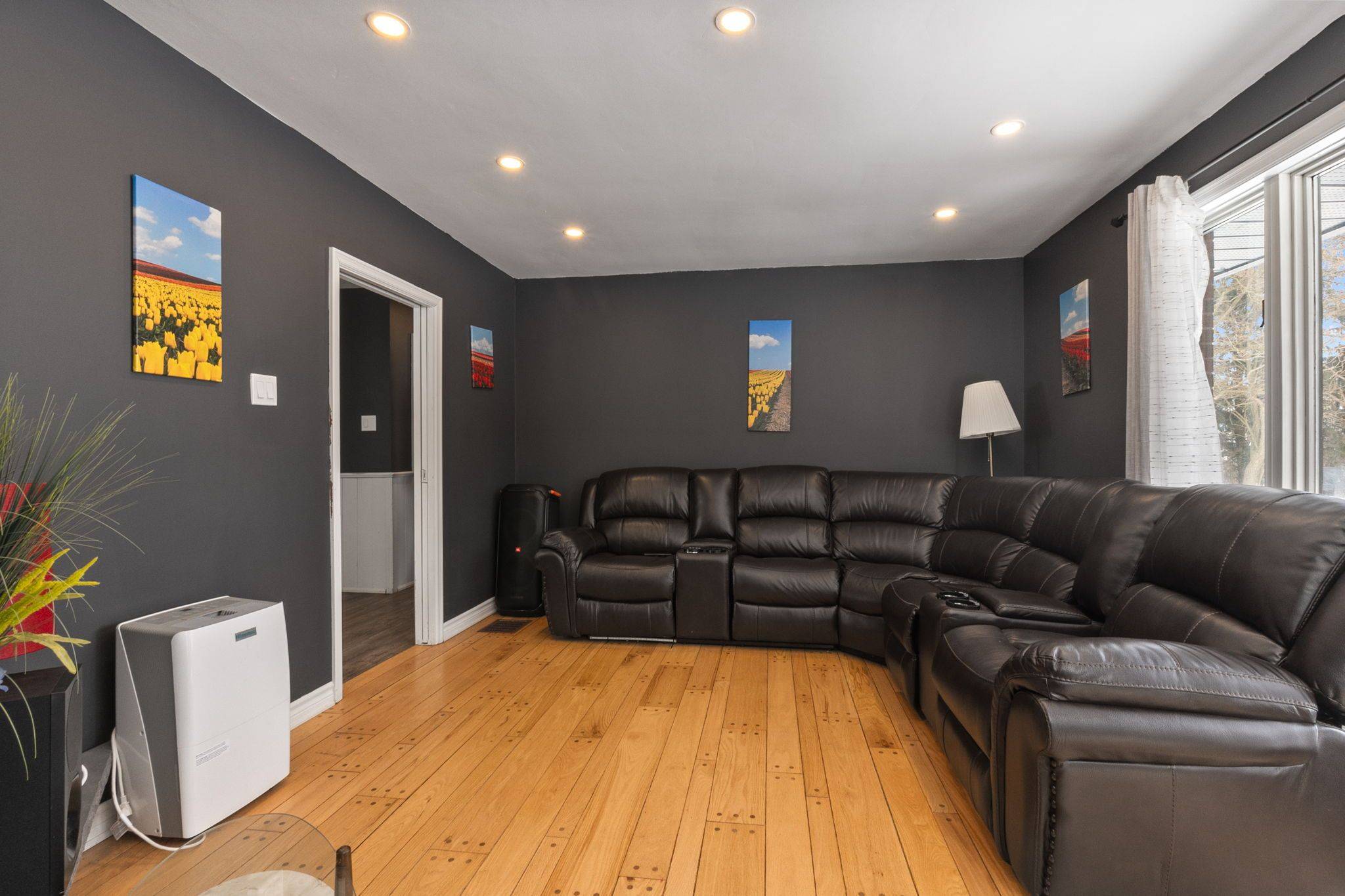 Scugog, ON L9L 1B3,10950 Simcoe ST