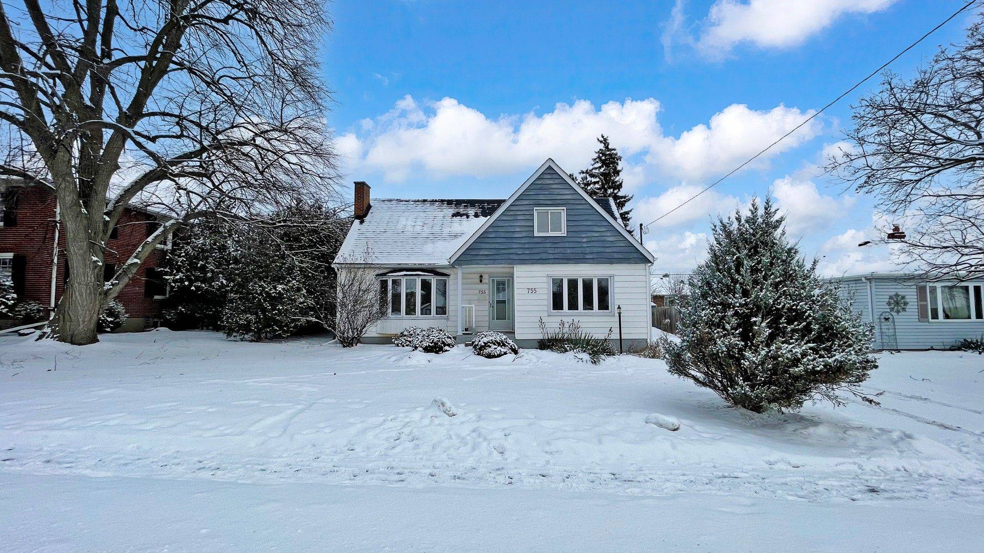 Oshawa, ON L1G 4J4,755 Somerville ST