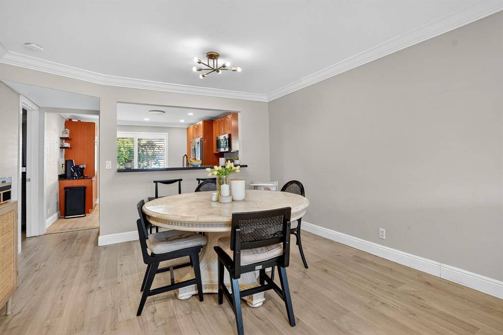 Boca Raton, FL 33432,55 SE 14th St #211