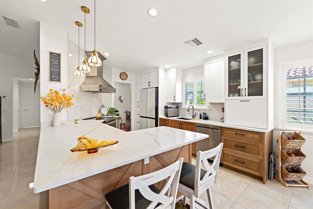 West Palm Beach, FL 33411,7820 Pine Island Way