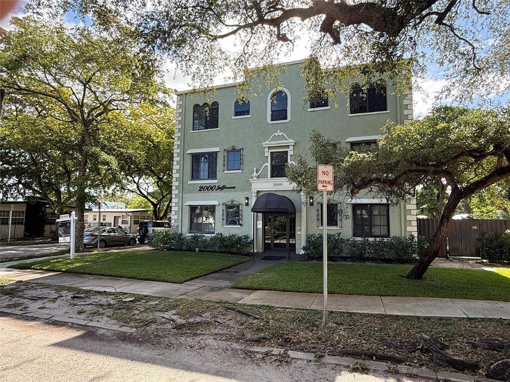Hollywood, FL 33020,2000 Jefferson St #18