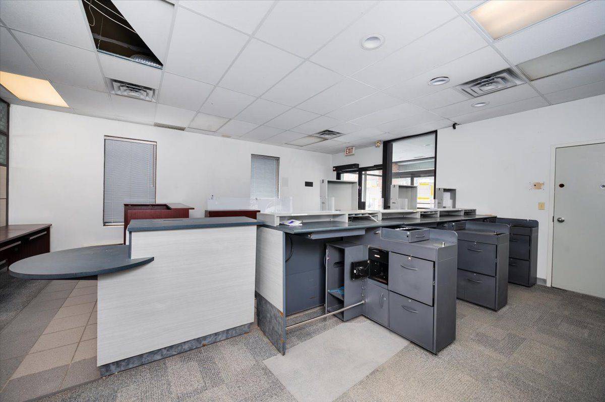 Brock, ON L0E 1E0,10 Cameron ST W