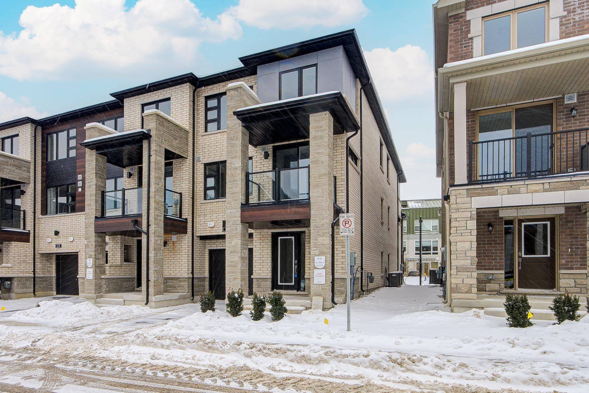 Markham, ON L3R 3X3,11 John Canning WAY