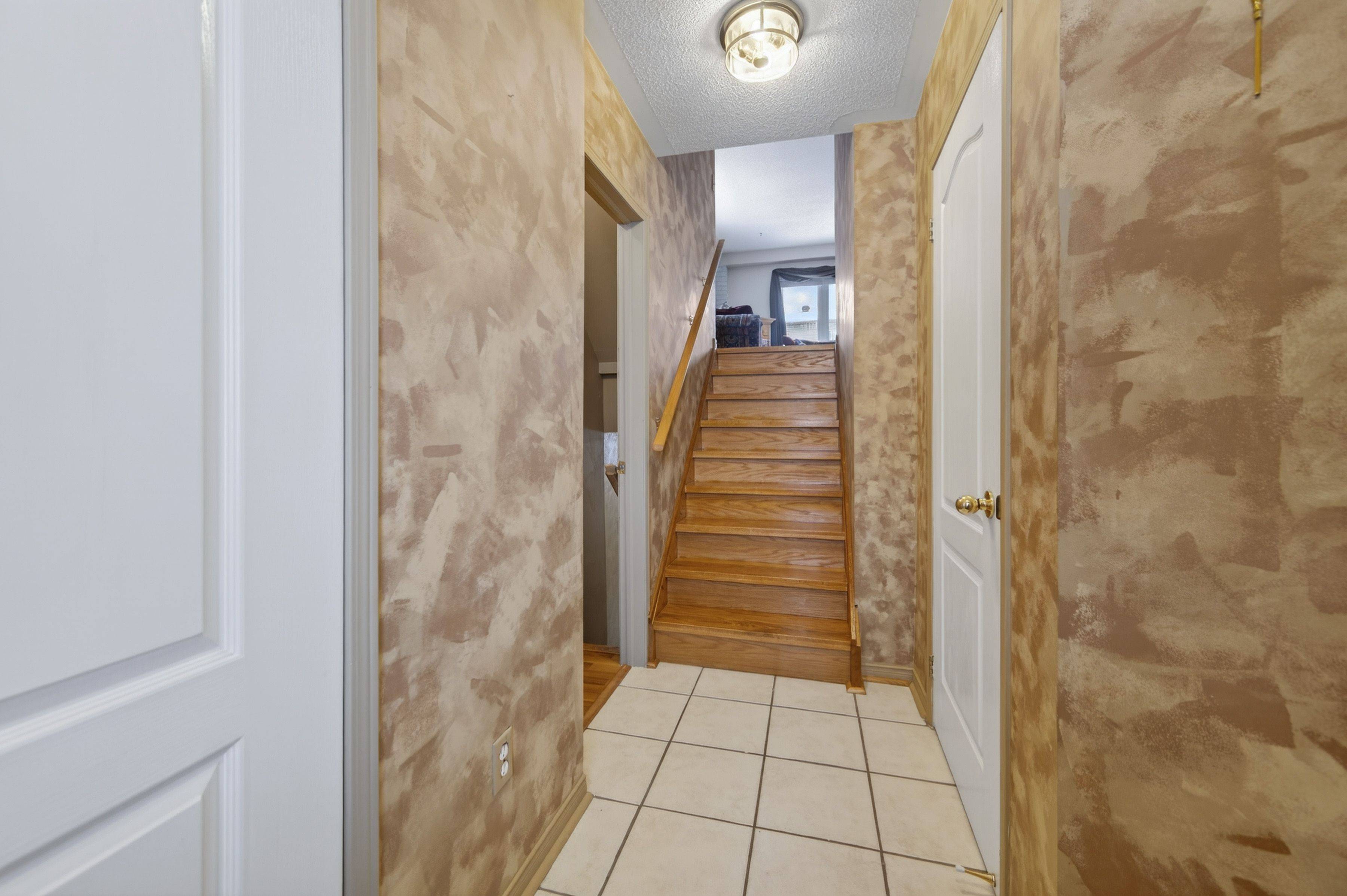 Essa, ON L3W 0L1,12 Parkside CRES