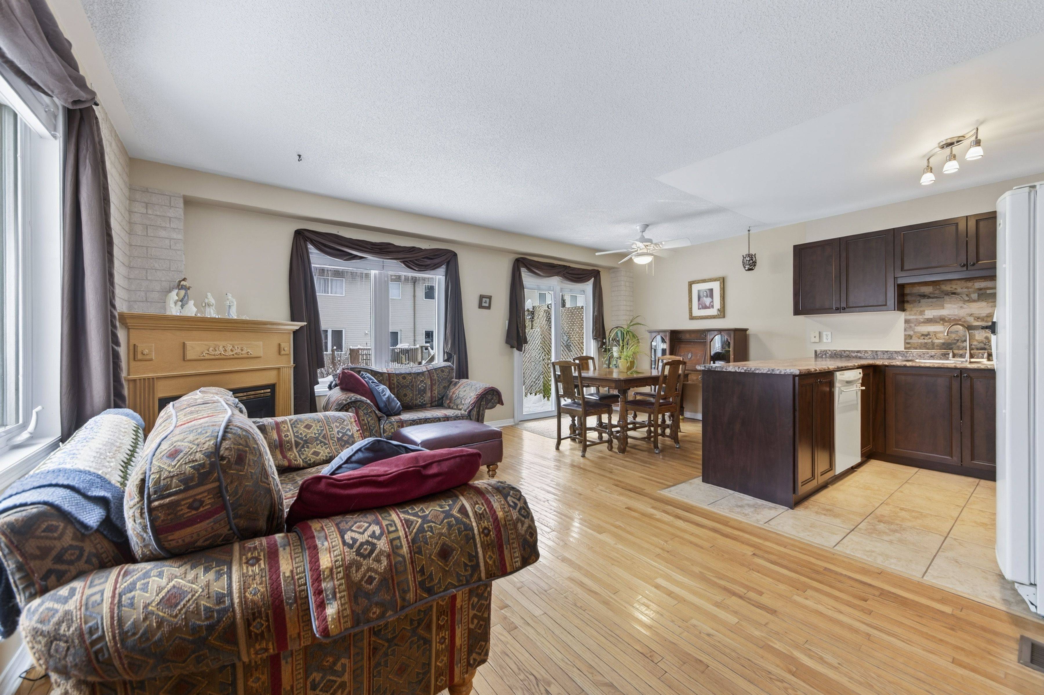 Essa, ON L3W 0L1,12 Parkside CRES