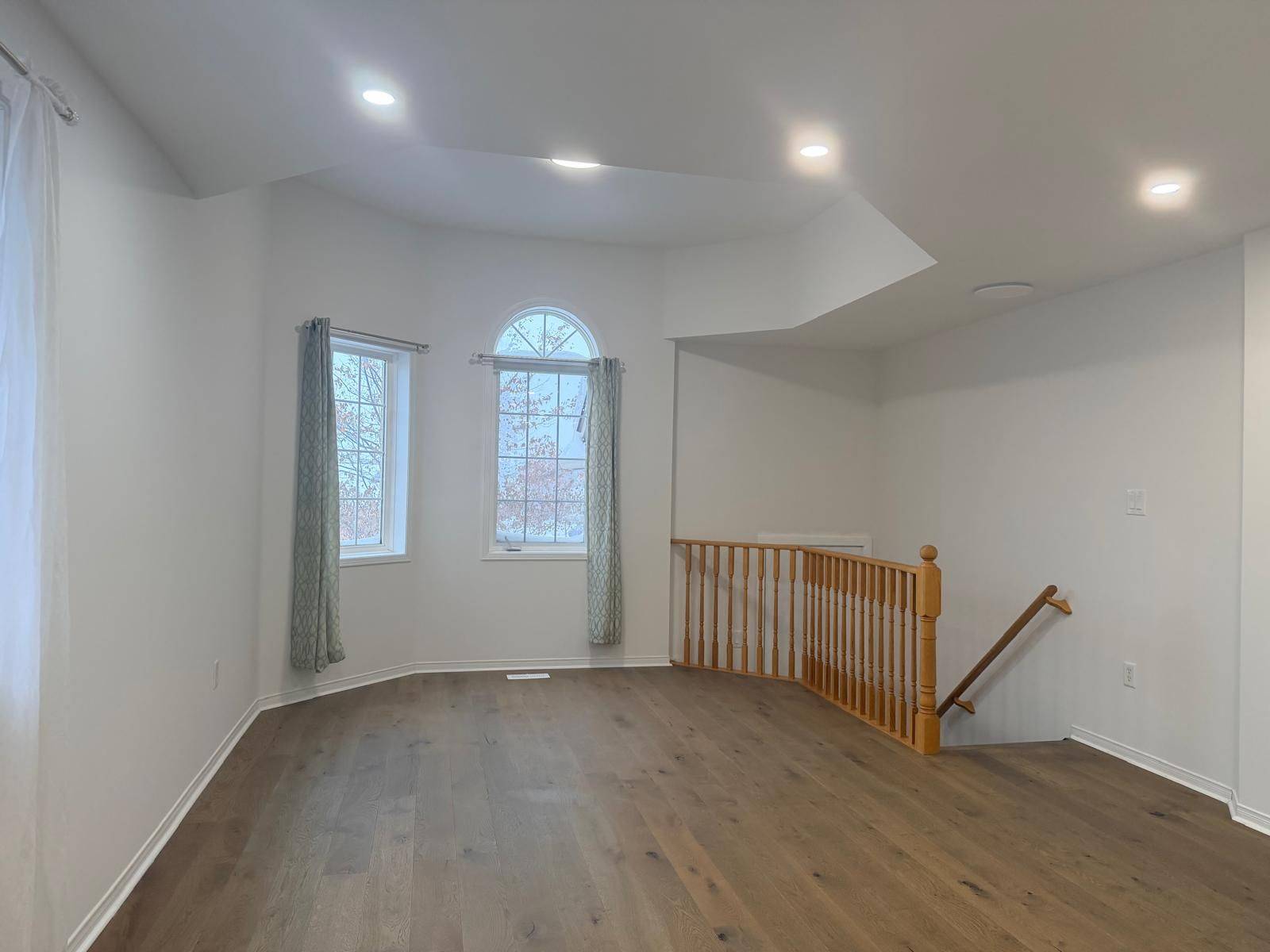 Barrie, ON L4N 0Y7,31 Seline CRES #Upper