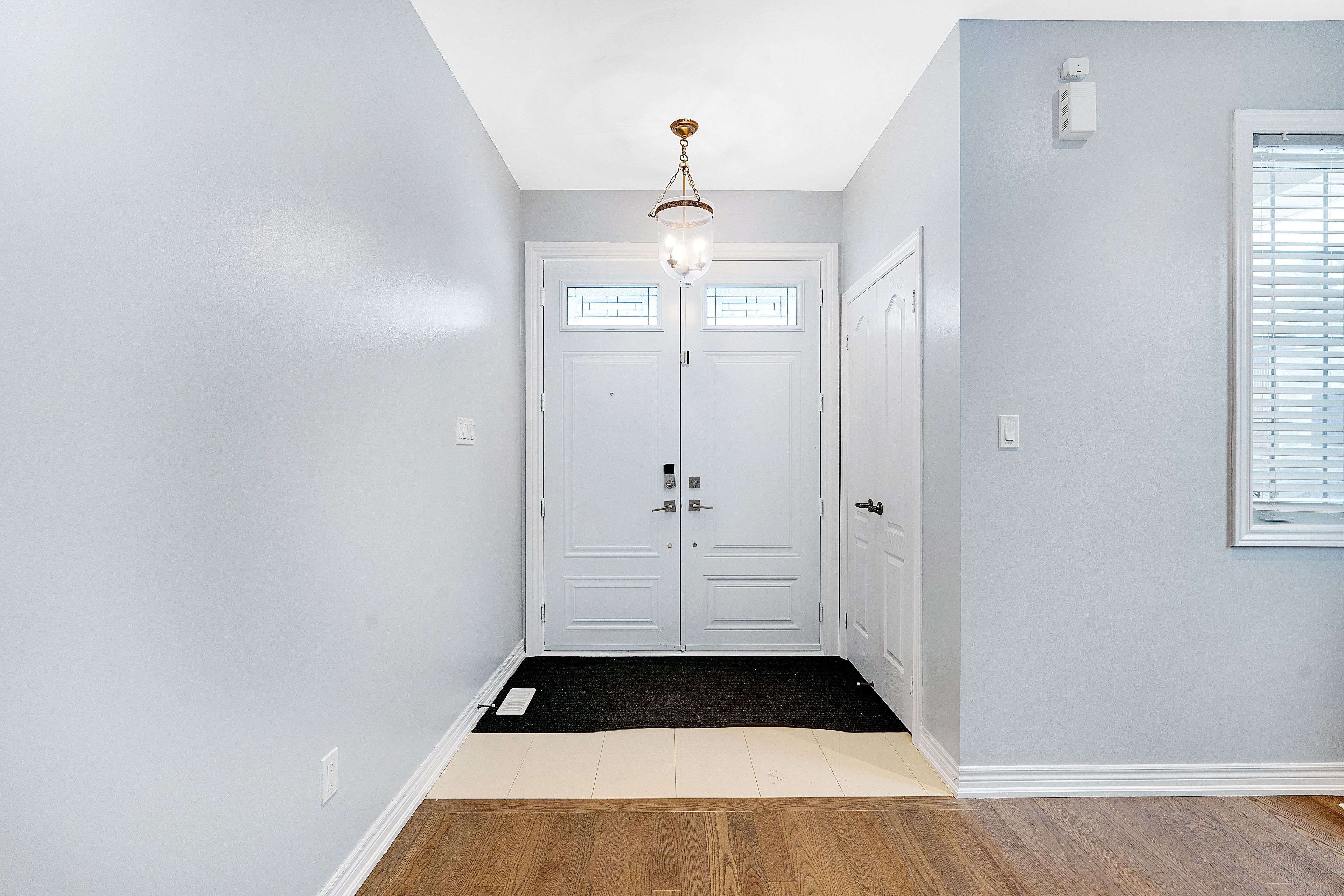 Brampton, ON L6R 4A2,10 Spokanne ST