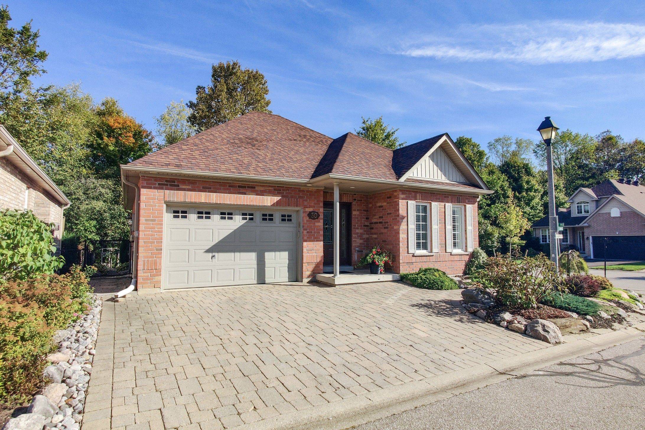 Caledon, ON L7C 1R3,30 Nailsworth CRES