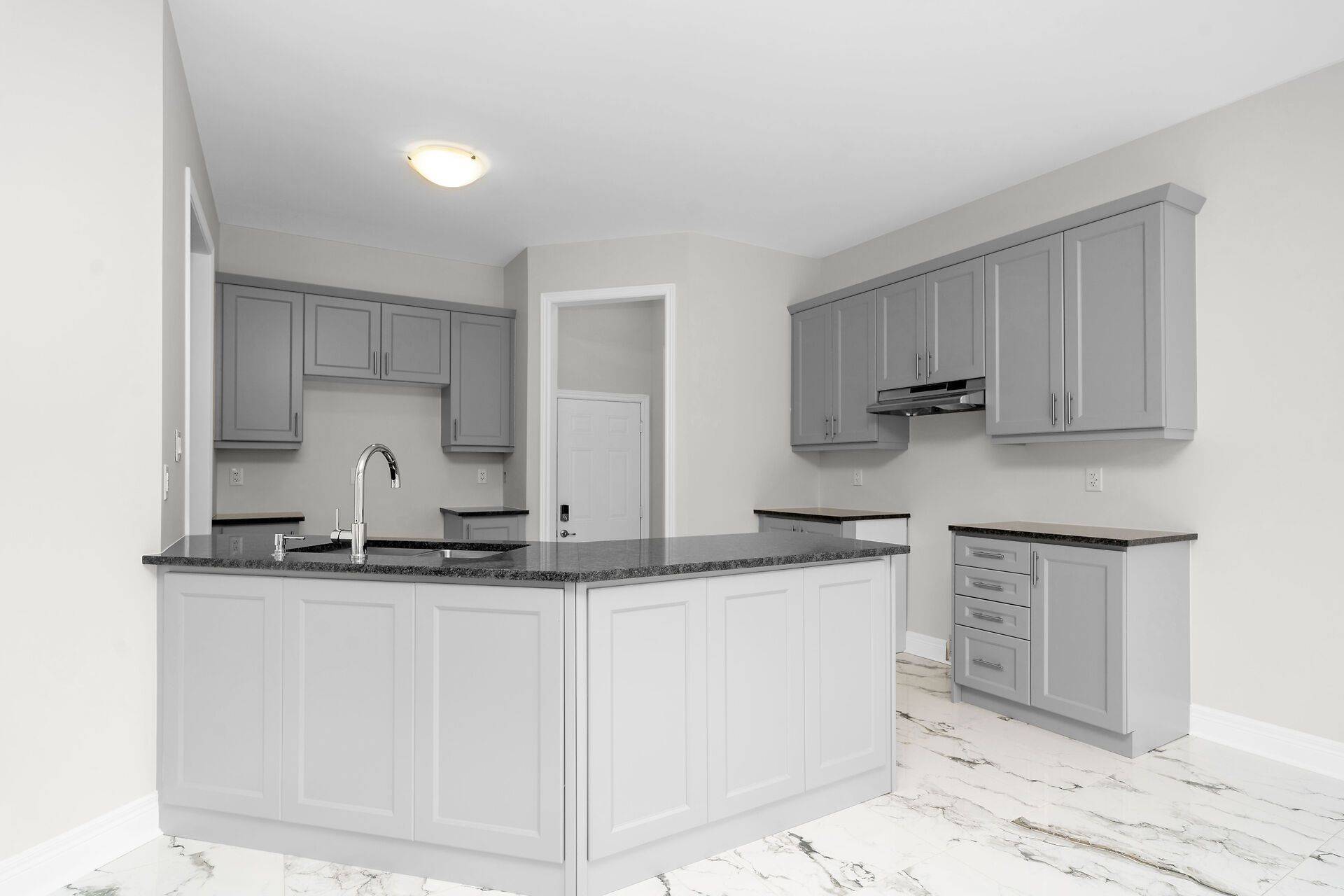 Brampton, ON L6R 4G2,20 Kessler DR