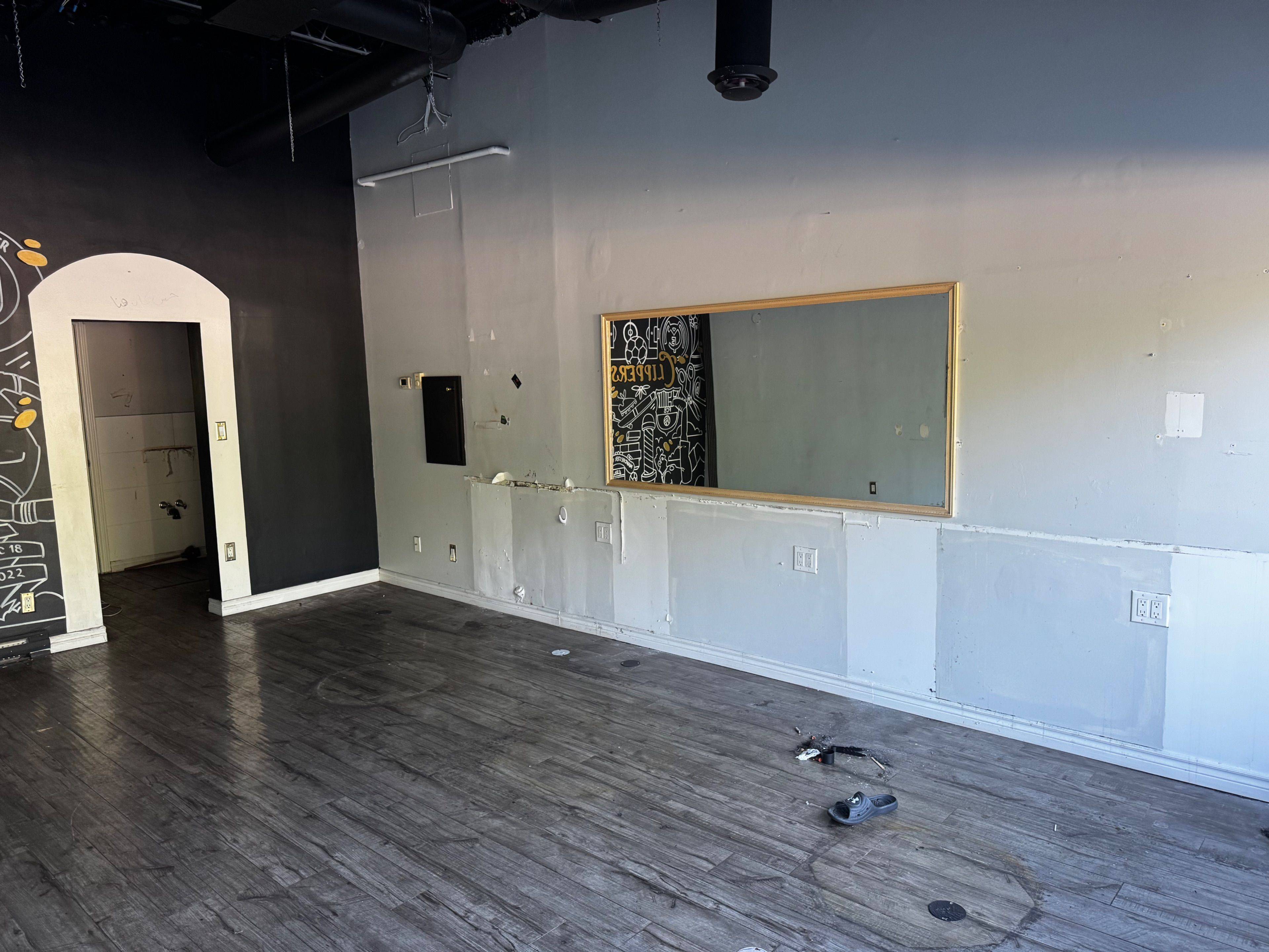 Alta Vista And Area, ON K1H 8L4,2186 Lamira ST