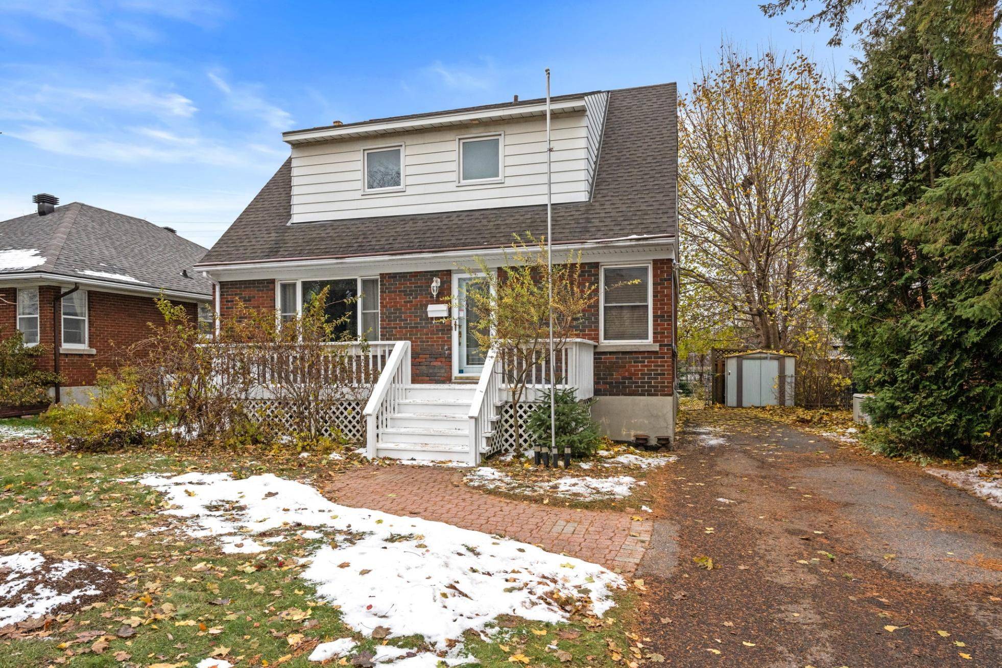 Overbrook - Castleheights And Area, ON K1K 1N5,542 Wolffdale CRES