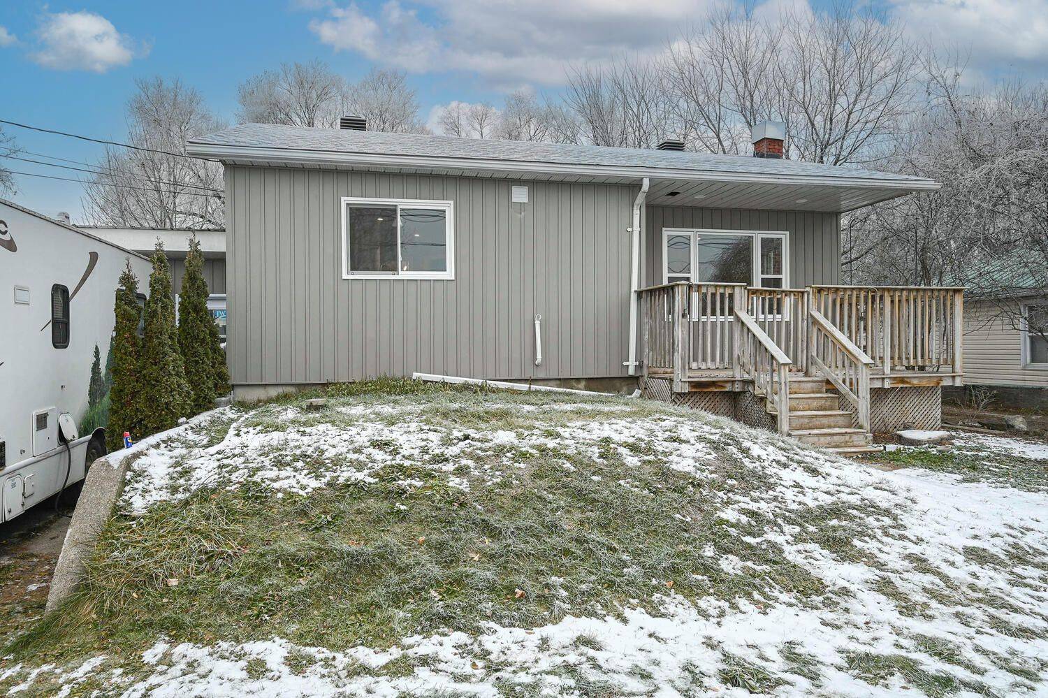 Montague, ON K7A 4X9,7510 Roger Stevens DR