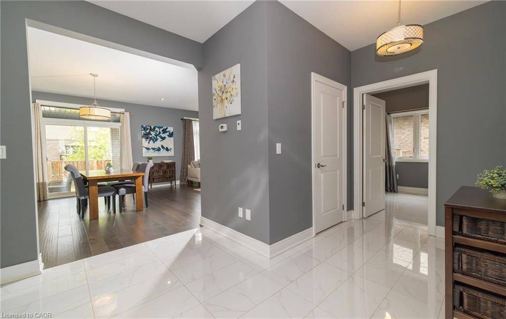 Niagara Falls, ON L2H 0G4,9305 Eagle Ridge DR