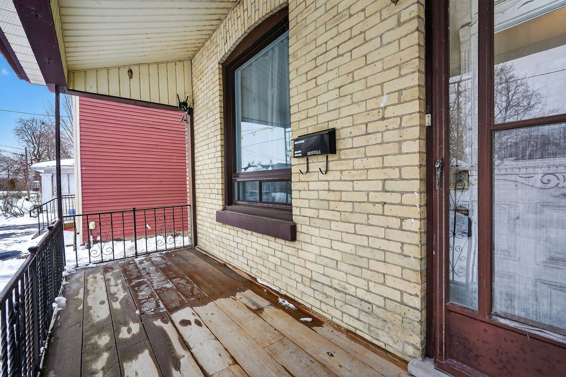 London East, ON N5Z 1X3,99 Inkerman ST