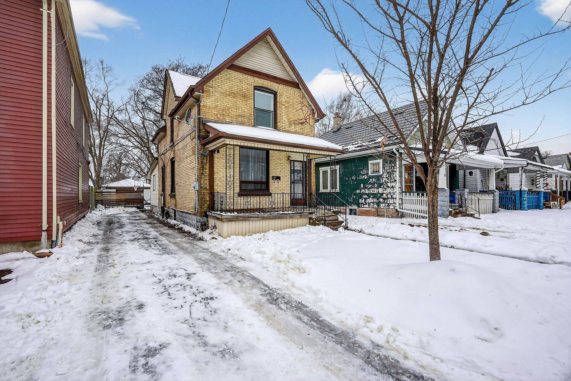 London East, ON N5Z 1X3,99 Inkerman ST