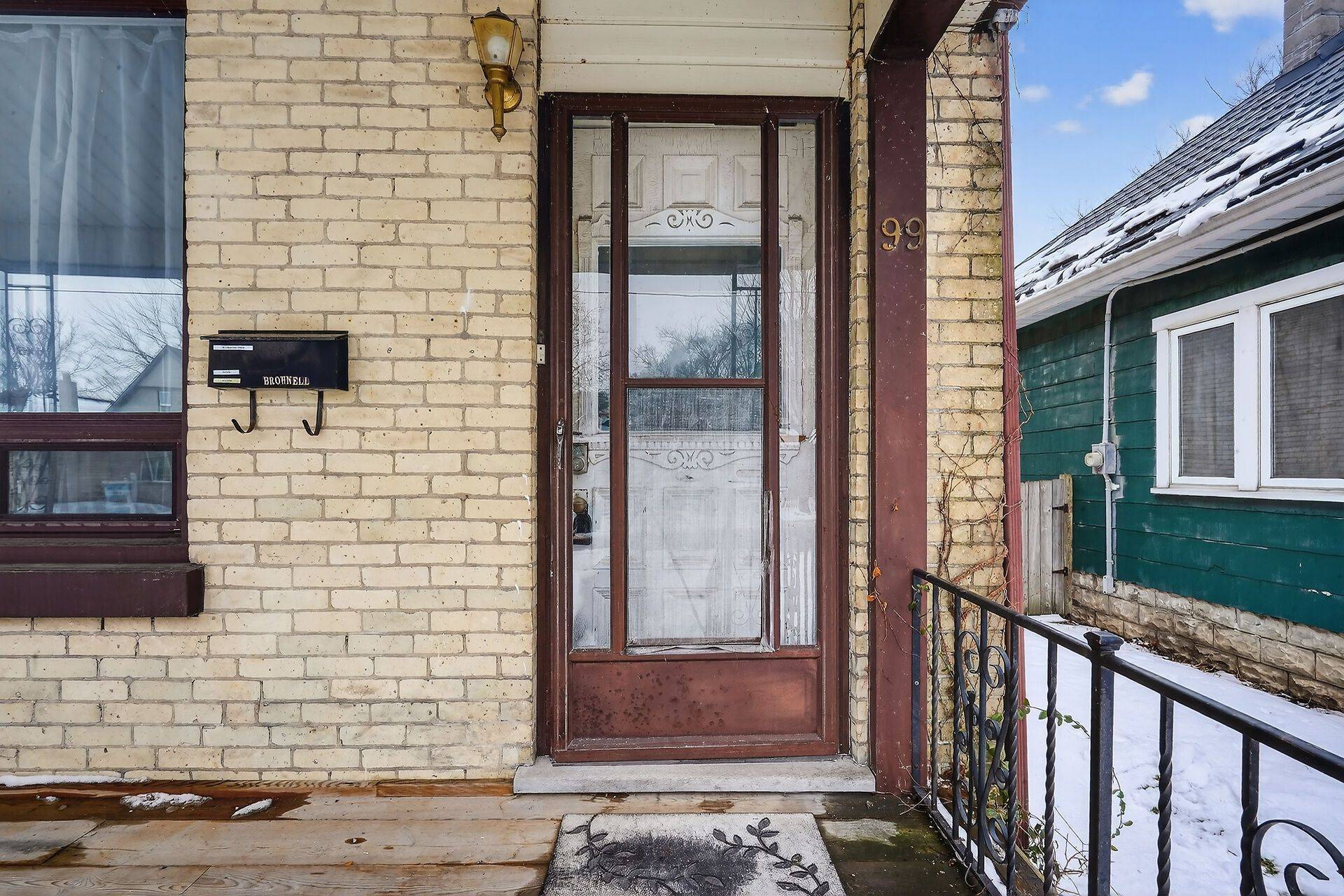 London East, ON N5Z 1X3,99 Inkerman ST