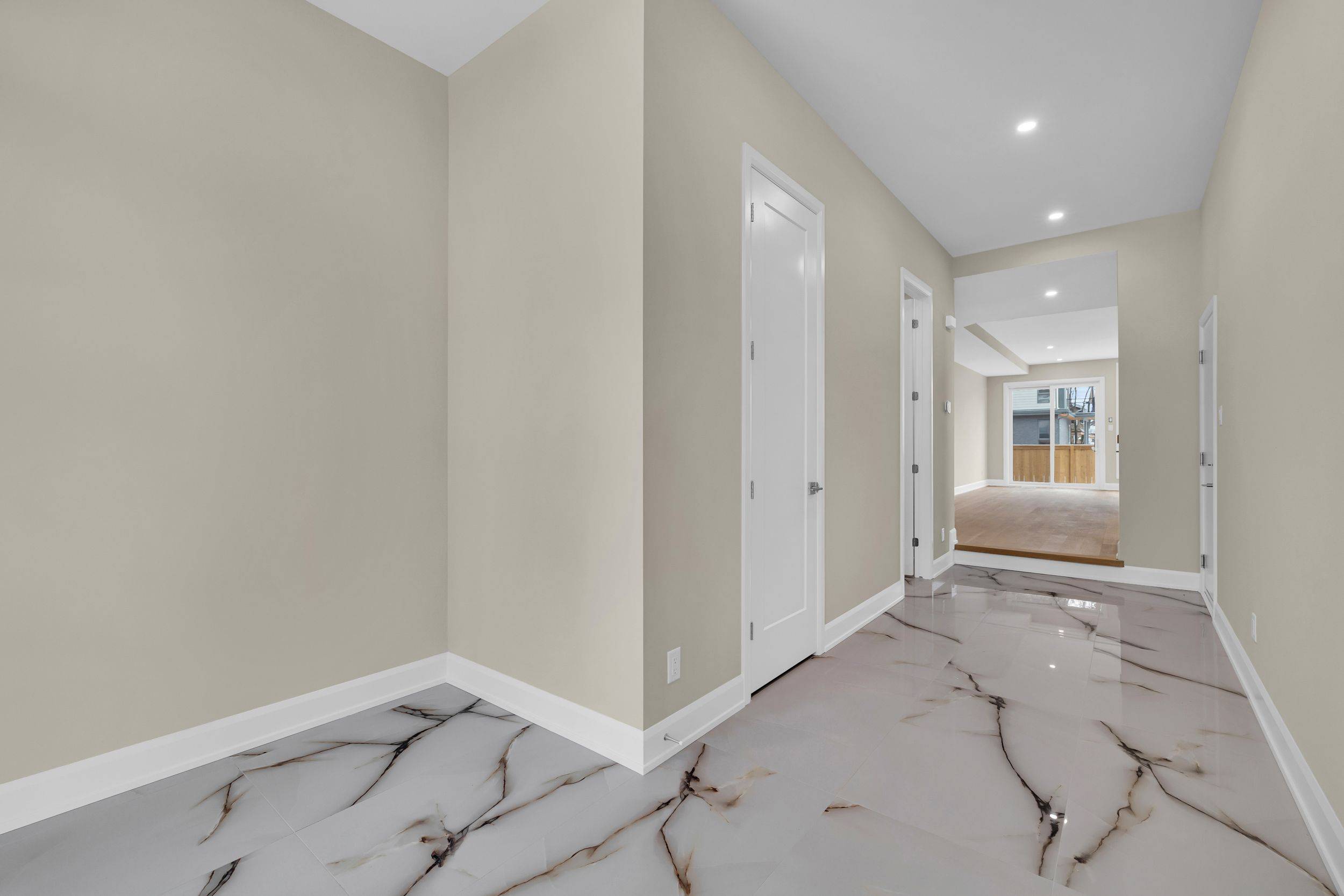 Westboro - Hampton Park, ON K1Z 5V6,507 Dawson AVE