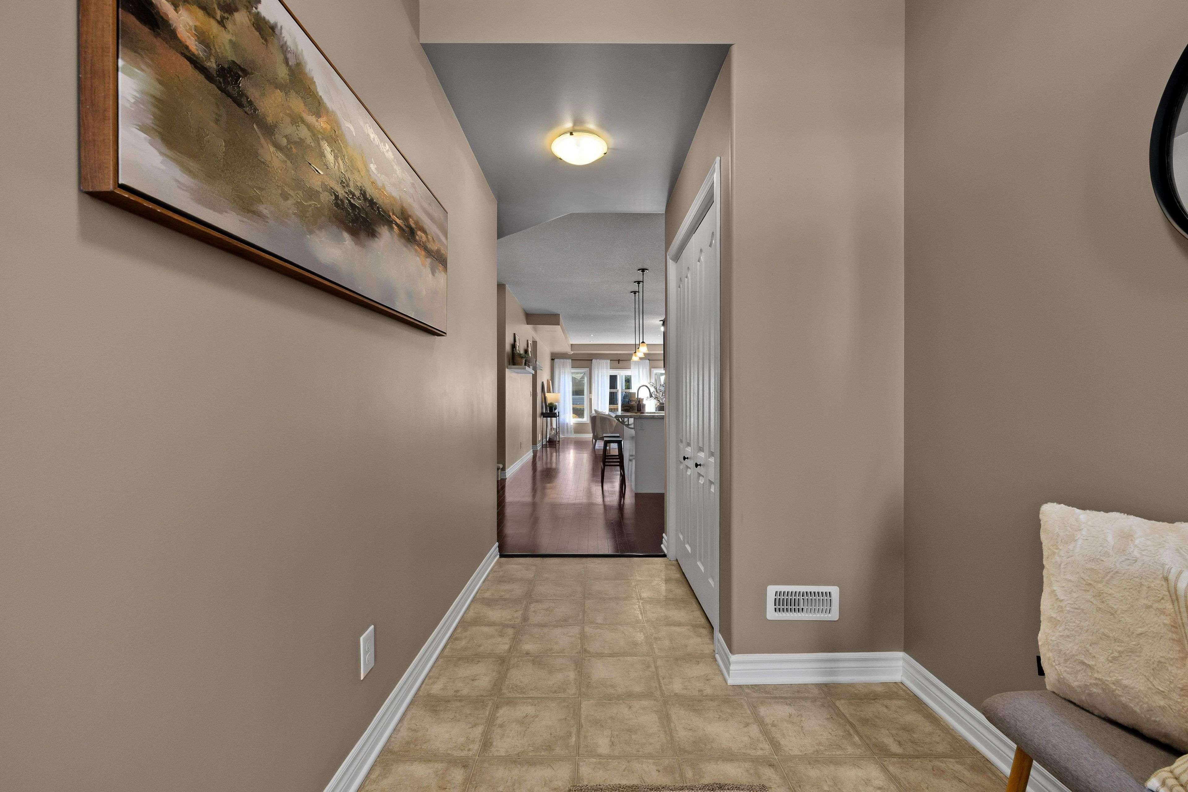 Kingston, ON K7P 0E3,831 Augusta DR