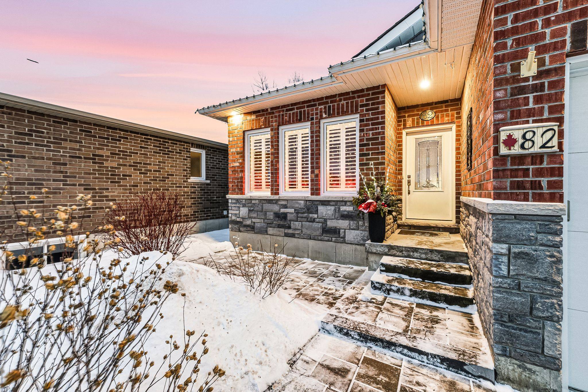 Brighton, ON K0K 1H0,82 Royal Gala DR