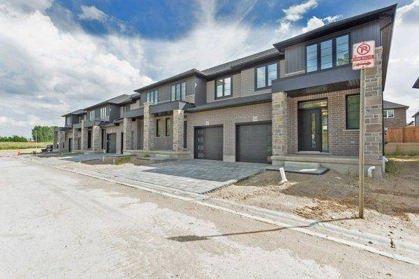 London South, ON N6M 0H2,3025 Doyle DR #22