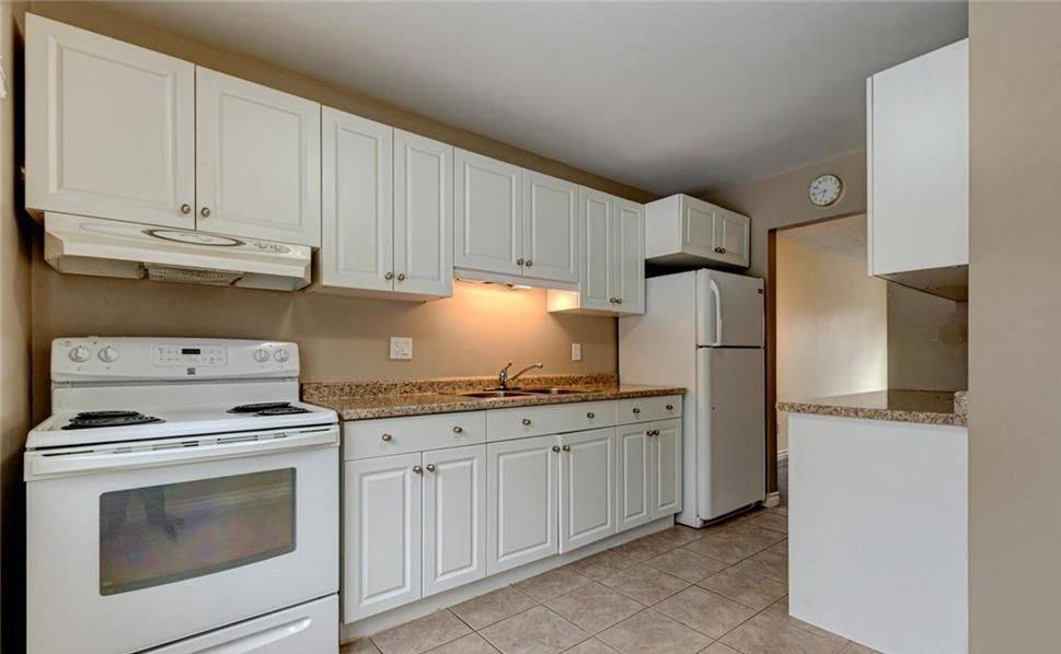 London East, ON N5Z 4M9,690 Little Grey ST #122