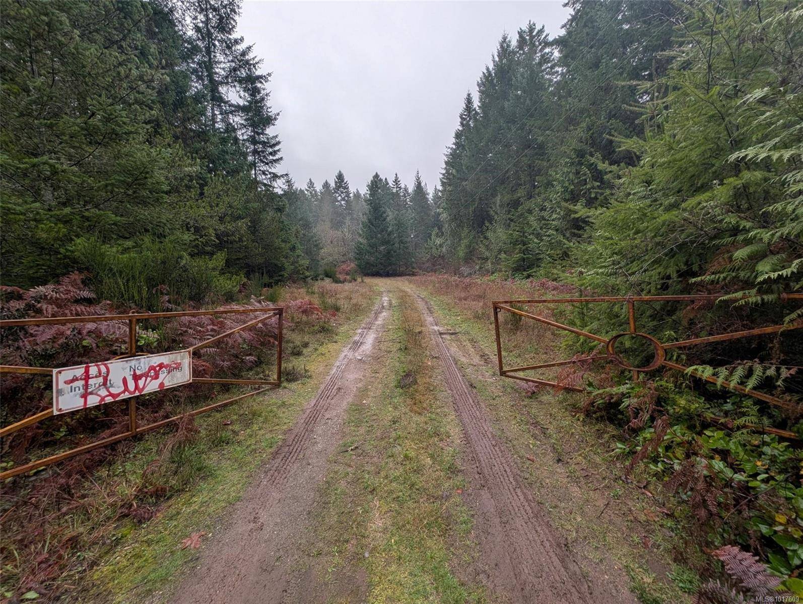 Coombs, BC V9K 1W5,1040 McLean Rd