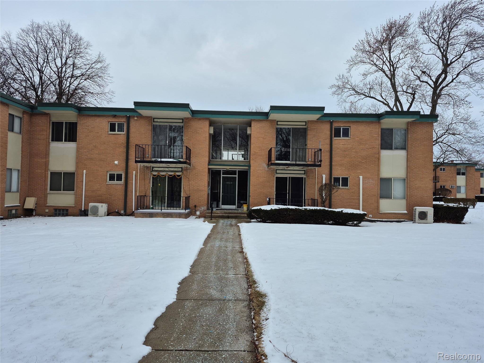 Troy, MI 48084,1840 Axtell DR #6