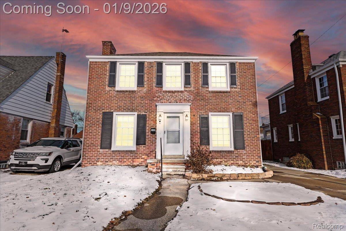 Lincoln Park, MI 48146,944 Kings HWY